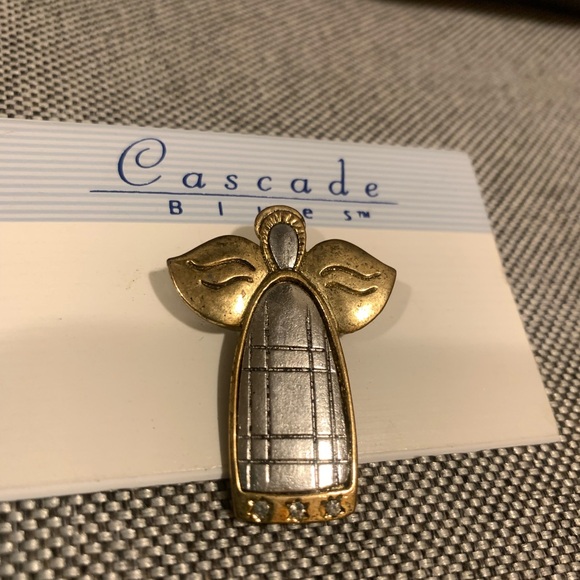 NEW Cascade Blues Two Tone Angel Pin w/Rhinestone Accents - Picture 2 of 6